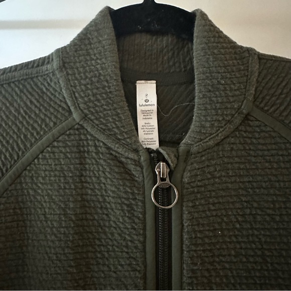 Lululemon On Repeat Bomber in Forest Green 2 NWOT - Picture 13 of 15